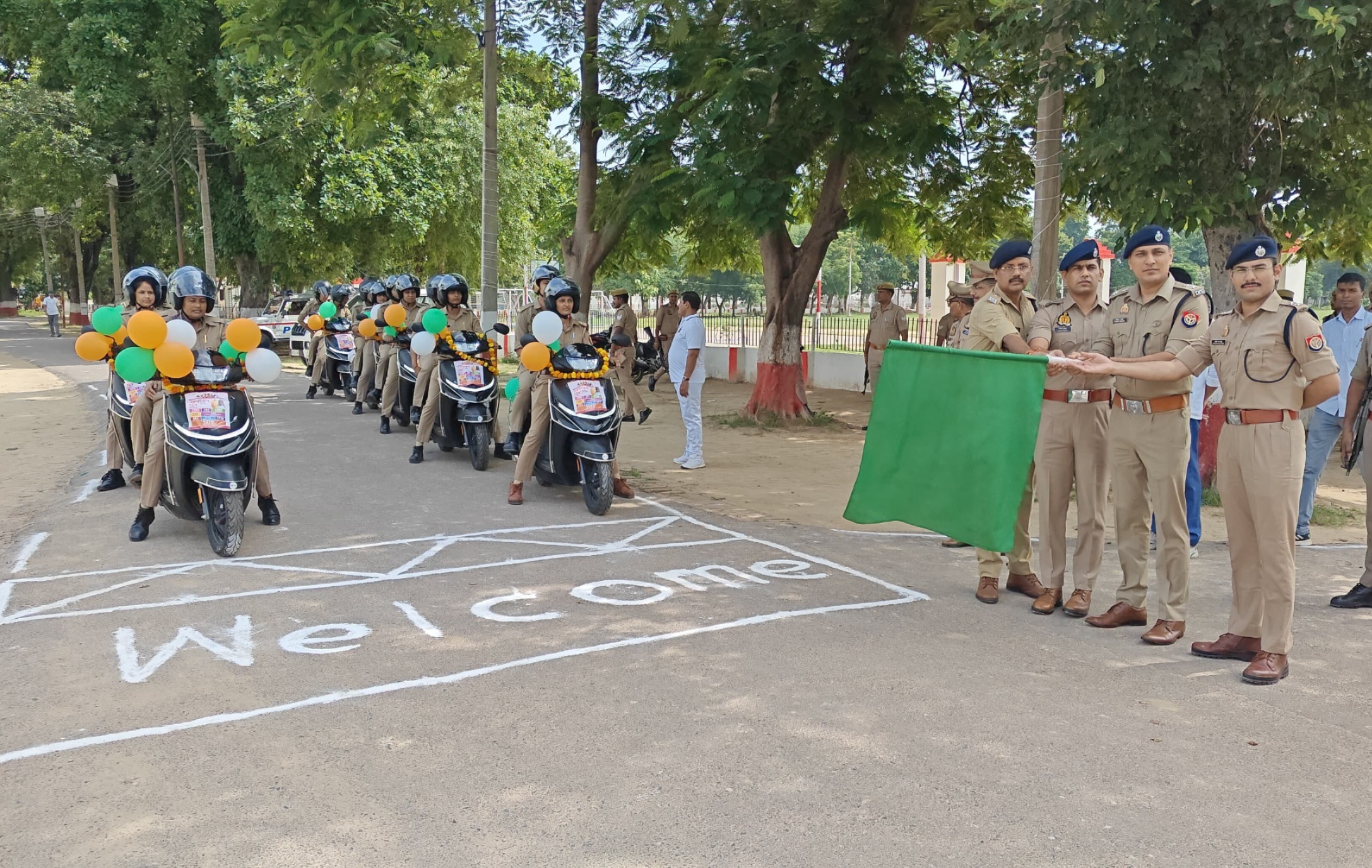 प्रतापगढ़ मिशन शक्ति महिला पुलिस स्कूटी वितरण